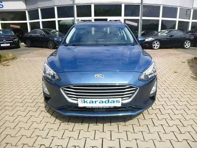 Gebraucht Ford Focus 125 PS (91 kW) 2022 Blau Limousine