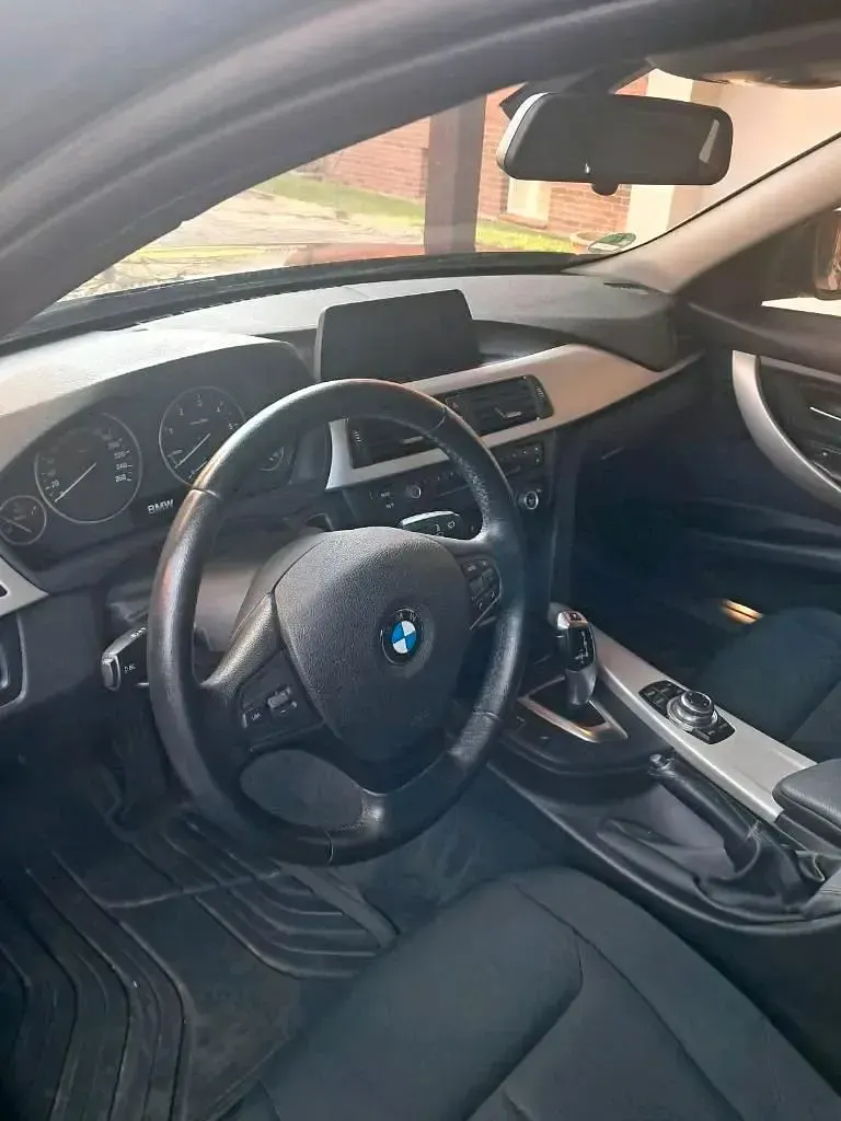 Brugt BMW 318 143 HK (105 kW) 2014 Sort Stationcar
