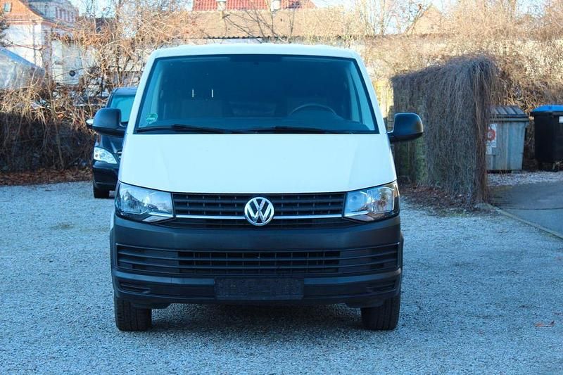 Gebraucht VW Transporter 102 PS (75 kW) 2019 Weiß Van