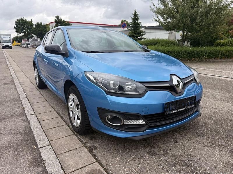 Blau Gebraucht 2014 Renault Mégane III LIMITED Limousine | 5.250 € (Guter Preis) - Bild 1/4