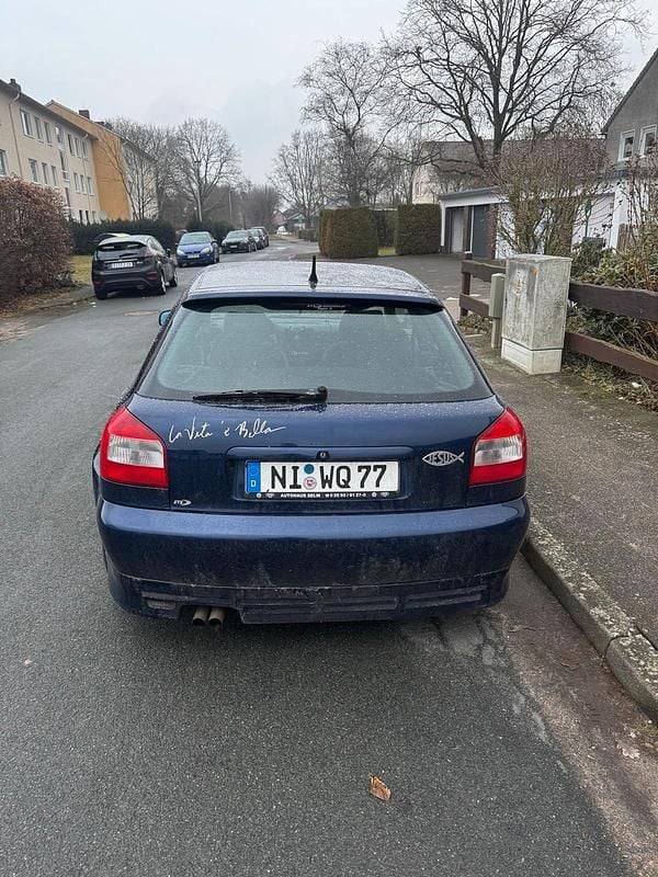 Gebraucht Audi A3 101 PS (74 kW) 1997 Blau Kleinwagen