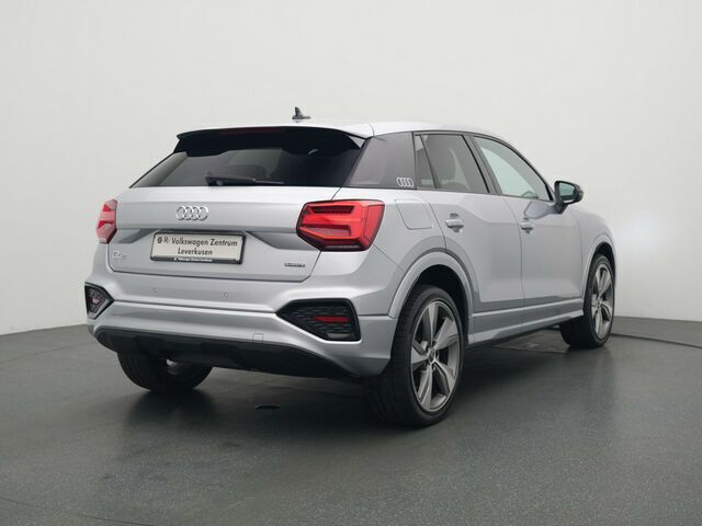Gebraucht Audi Q2 S-Line 190 PS (139 kW) 2022 Silber SUV