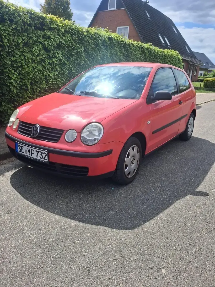 Gebraucht VW Polo 75 PS (55 kW) 2002 Rot Limousine