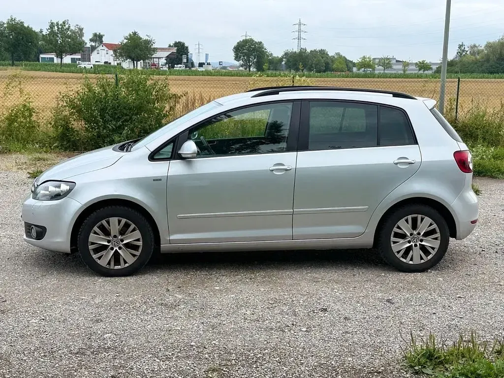 Gebraucht VW Golf Plus Cross Life 105 PS (77 kW) 2013 Silber Van / Kleinbus