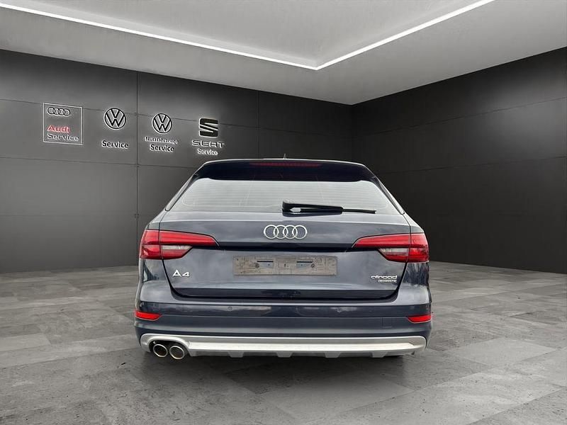 Gebraucht Audi A4 Allroad Ambiente 218 PS (160 kW) 2016 Blau Kombi
