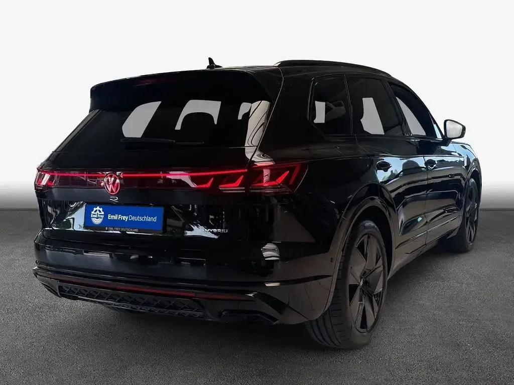 Gebraucht VW Touareg R 462 PS (339 kW) 2025 Schwarz SUV