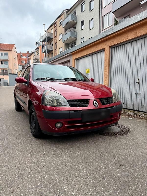 Gebraucht Renault Clio II 75 PS (55 kW) 2002 Andere farben Kleinwagen
