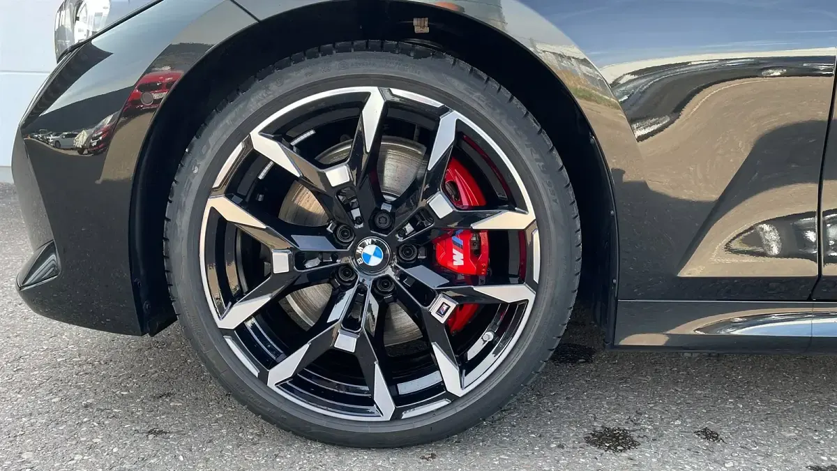 Gebraucht BMW M340 M Sport 374 PS (275 kW) 2025 Saphirschwarz metallic Limousine
