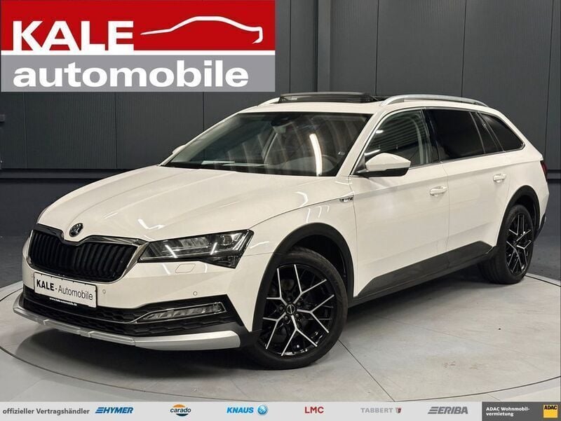 Weiß (candyweiss) Gebraucht 2020 Skoda Superb Scout 4x4 Kombi | 29.790 € (Fairer Preis) - Bild 1/4