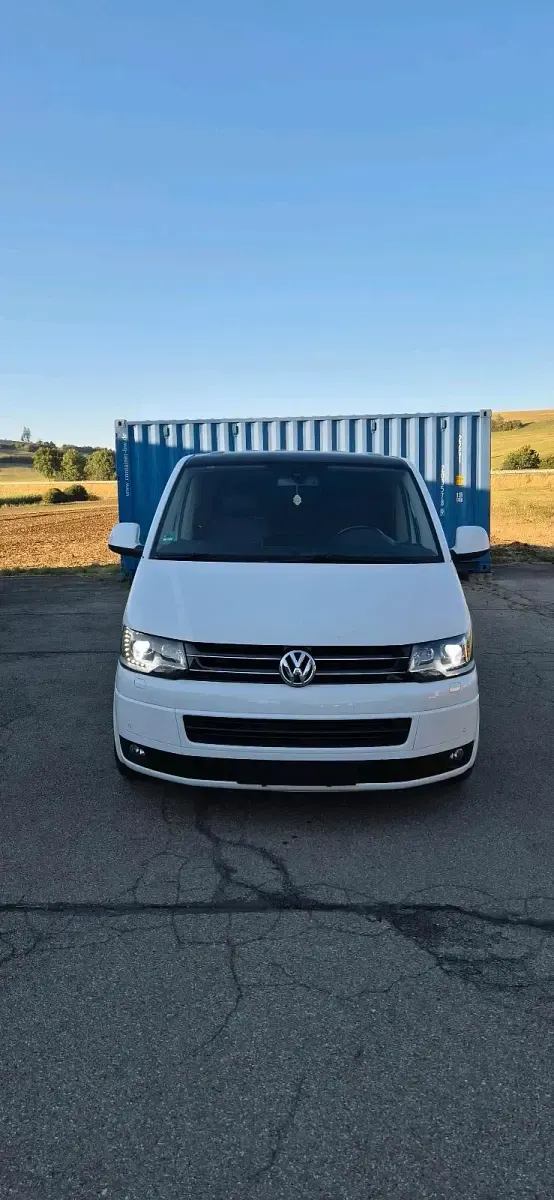 Gebraucht VW T5 Edition 179 PS (131 kW) 2013 Weiß Van