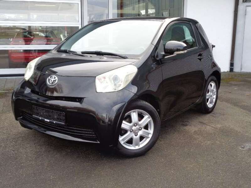 Mysticschwarz Gebraucht 2010 Toyota iQ Kleinwagen | 4.900 € (Teuer) - Bild 1/4