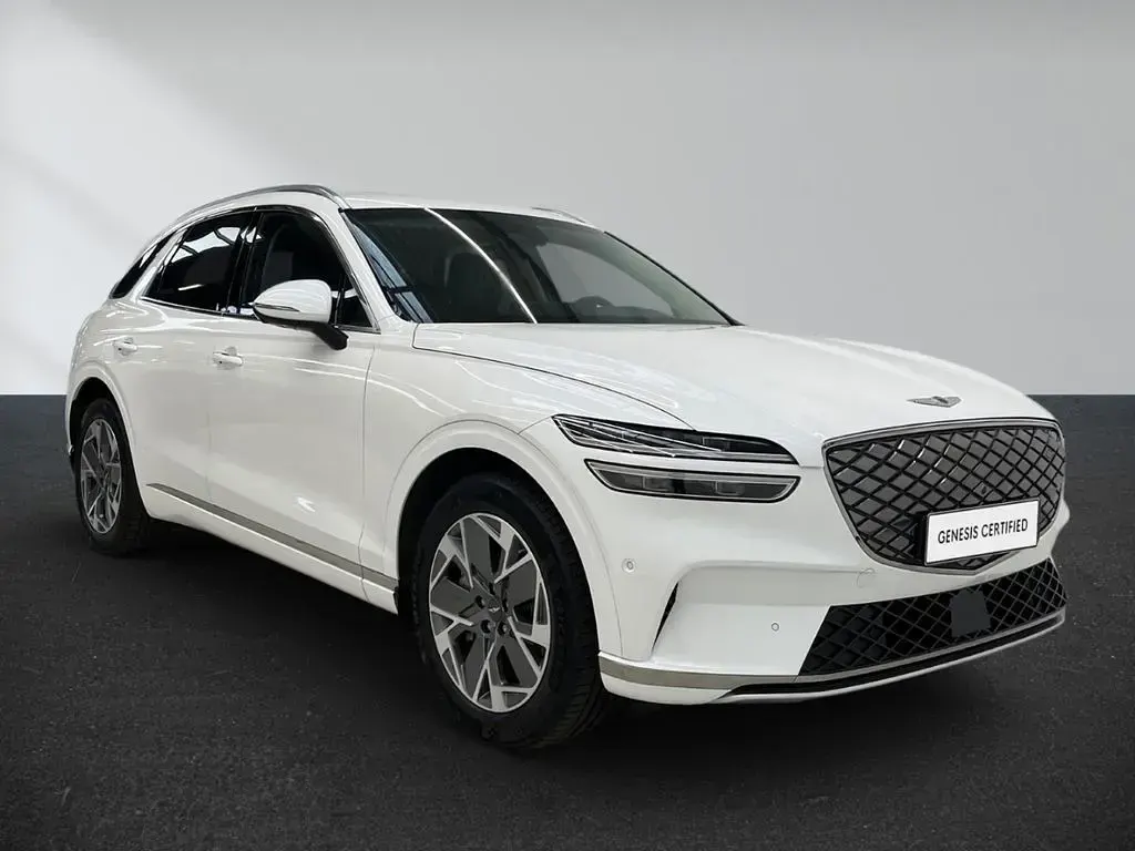 Second-hand Genesis GV70 Sport 359 kW (489 CP) 2022 Alb SUV