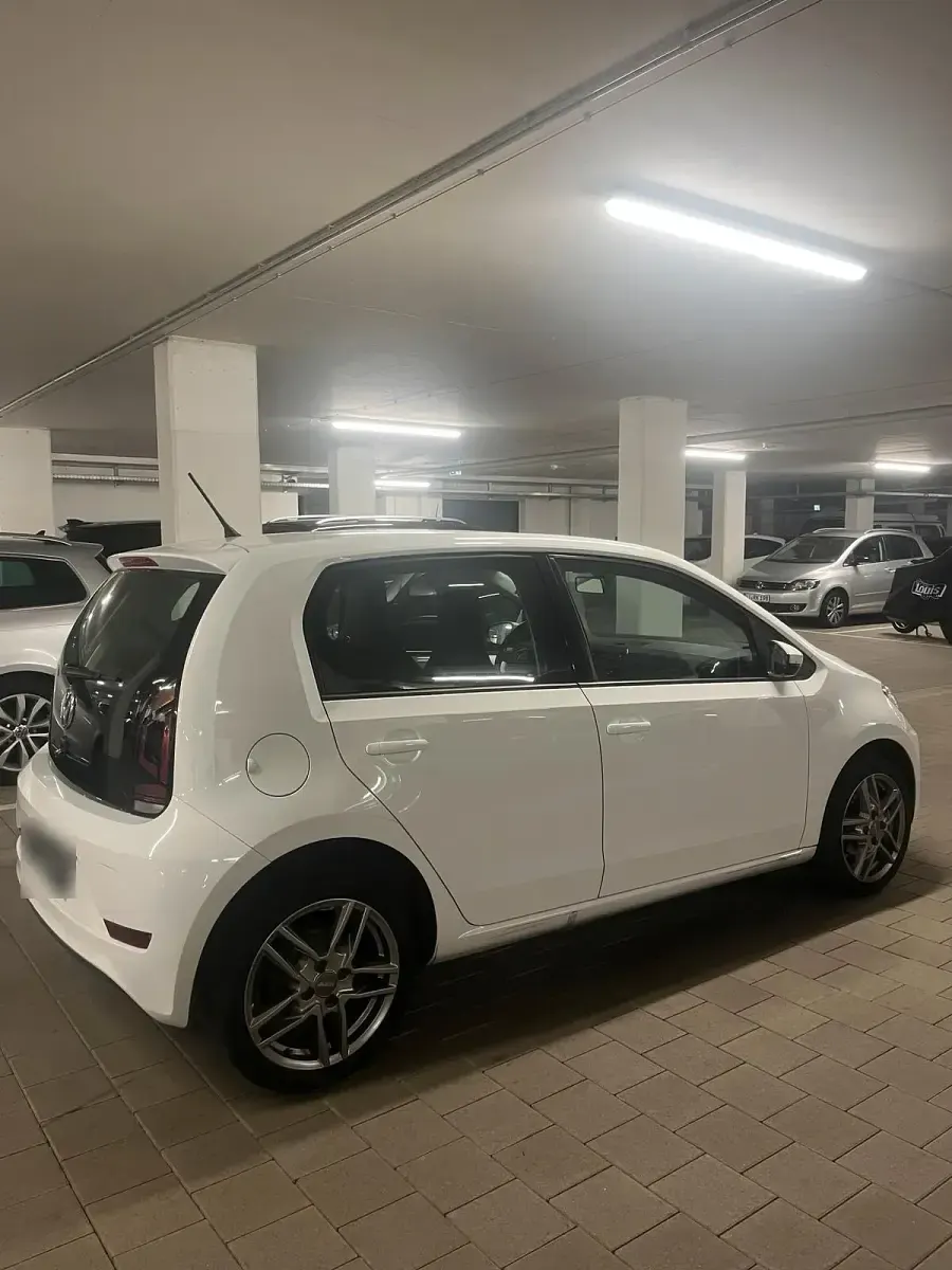 Gebraucht VW up! 65 PS (47 kW) 2021 Weiß Kleinwagen