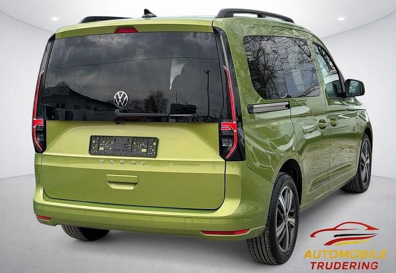 Gebraucht VW Caddy Move 122 PS (89 kW) 2021 Grün Van / Kleinbus