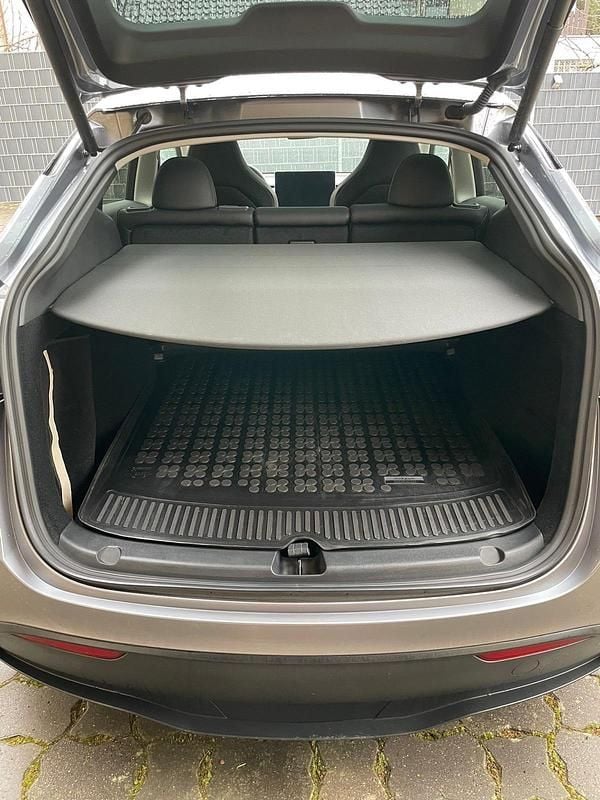 Gebraucht Tesla Model Y Performance 392 kW (534 PS) 2024 Silber SUV