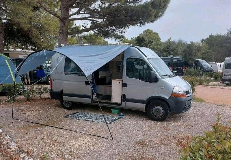 Gebraucht Renault Master 114 PS (83 kW) 2006 Silber Van / Kleinbus
