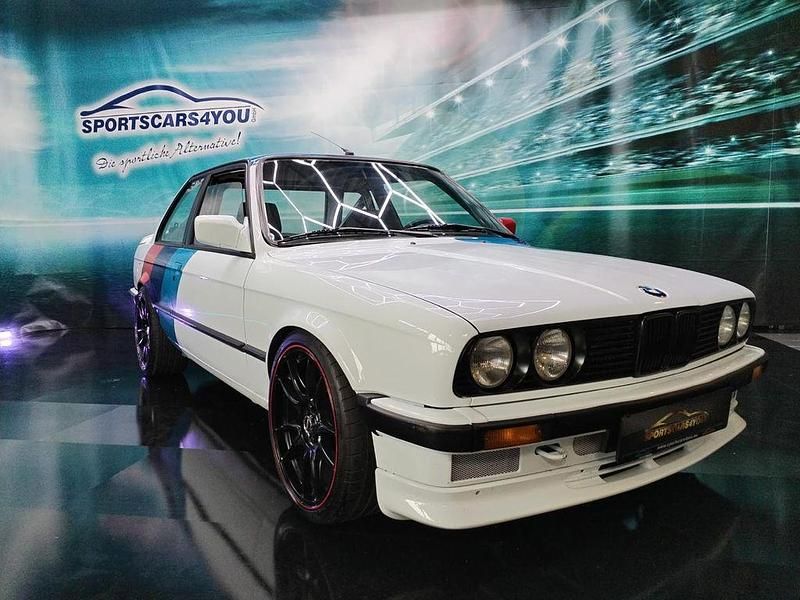 Gebraucht BMW 335 430 PS (316 kW) 1987 Weiß Coupé