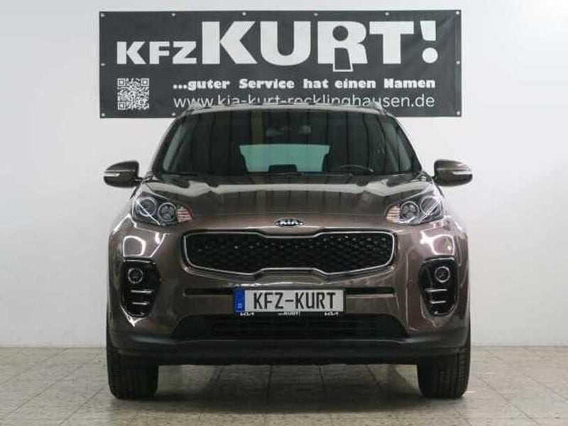 Gebraucht Kia Sportage Vision 132 PS (97 kW) 2017 Sandbeige (metallic) SUV