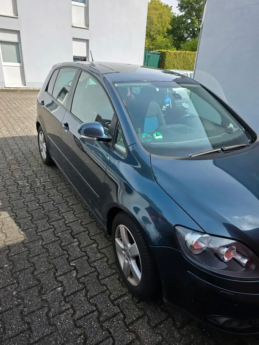 Gebraucht VW Golf V 122 PS (89 kW) 2007 Blau Limousine