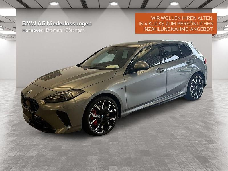 Grau Gebraucht 2024 BMW 120 Shadowline Kleinwagen | 39.909 € (Teuer) - Bild 1/4