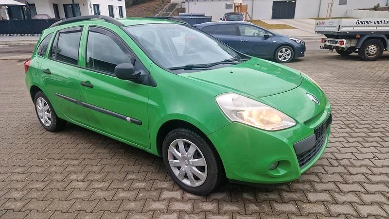 Gebraucht Renault Clio GrandTour 75 PS (55 kW) 2012 Grün Kombi