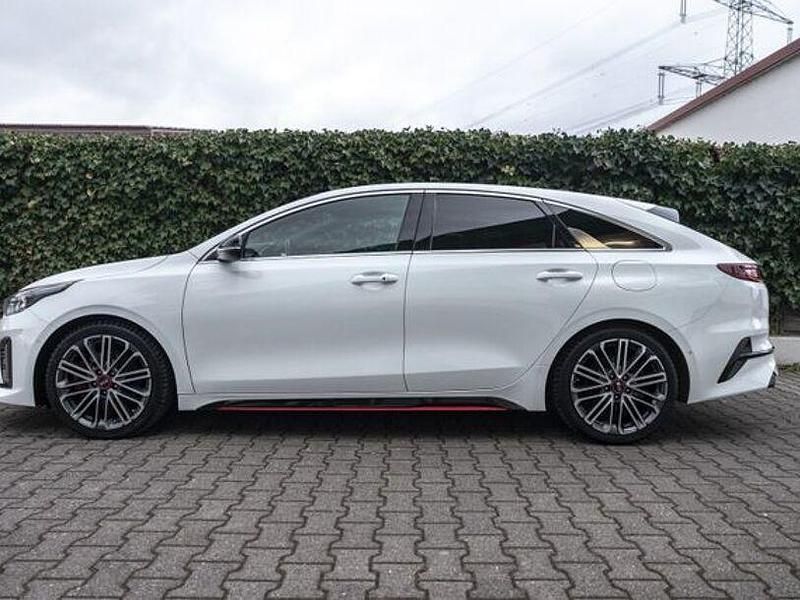 Gebraucht Kia ProCeed Comfort 350 PS (257 kW) 2019 Weiß Kombi