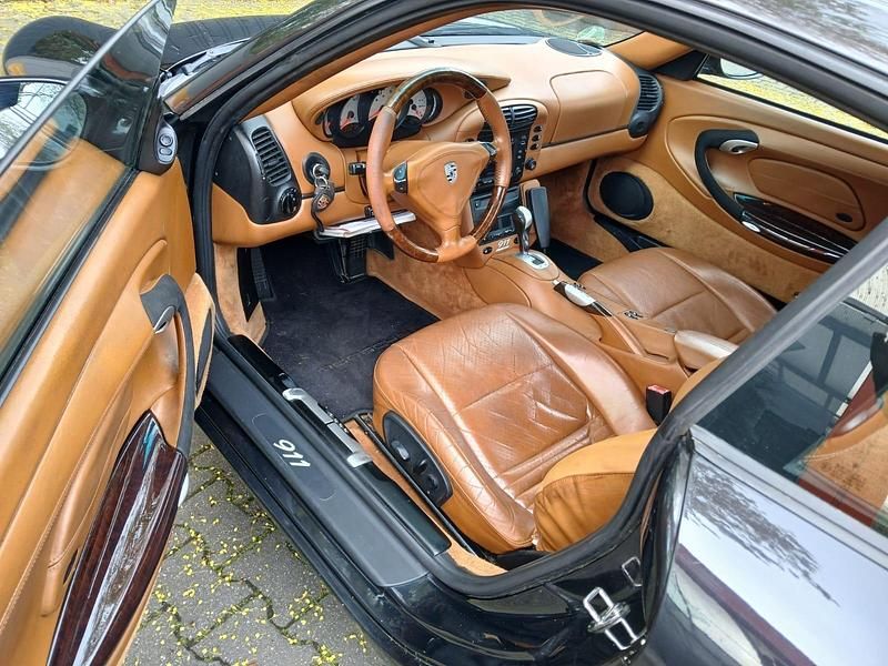 Gebraucht Porsche 996 Edition 301 PS (221 kW) 2000 Violet Coupé