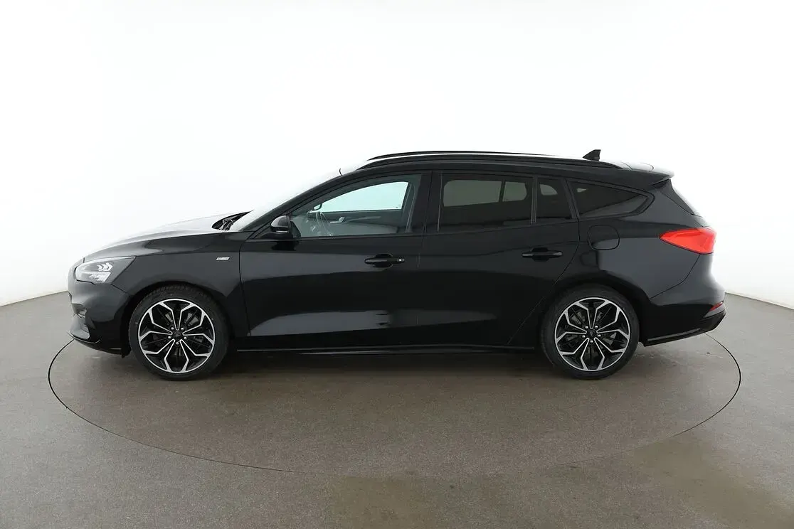 Gebraucht Ford Focus ST-Line 150 PS (110 kW) 2018 Schwarz Kombi