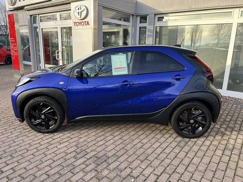 Gebraucht Toyota Aygo X Comfort 72 PS (52 kW) 2022 Blau SUV