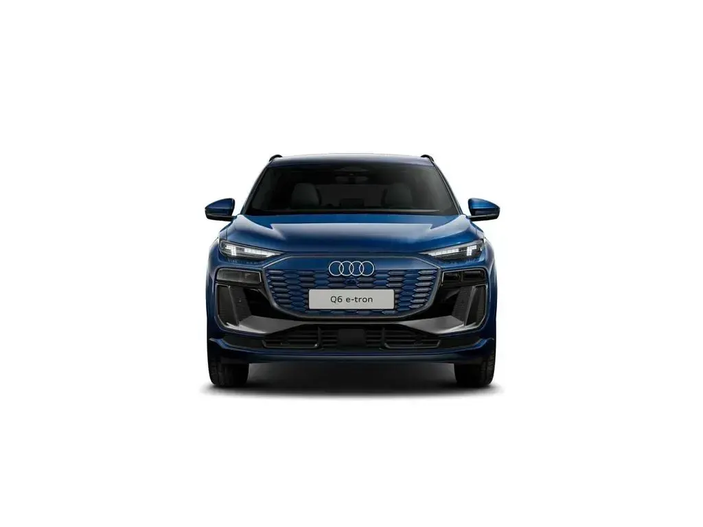 Second-hand Audi Q6 e-tron Ambiente 284 kW (387 CP) 2024 Albastru SUV