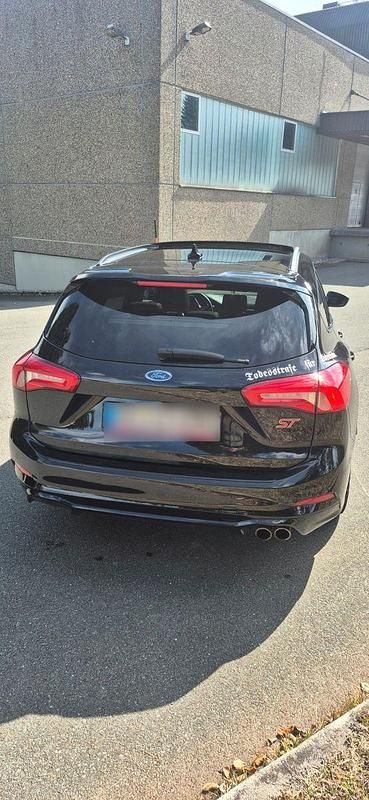 Usata Ford Focus ST 190 CV (139 kW) 2020 Nero Station wagon