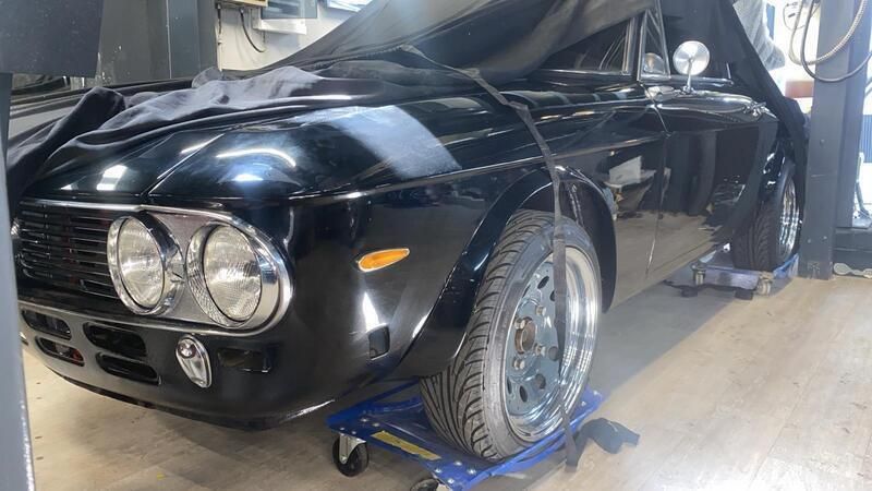 Schwarz Gebraucht 1974 Lancia Fulvia Coupé | 22.850 € - Bild 1/4