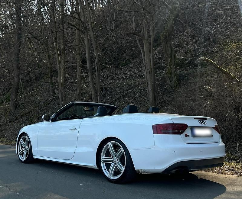 Gebraucht Audi Cabriolet 333 PS (244 kW) 2009 Weiß Cabrio