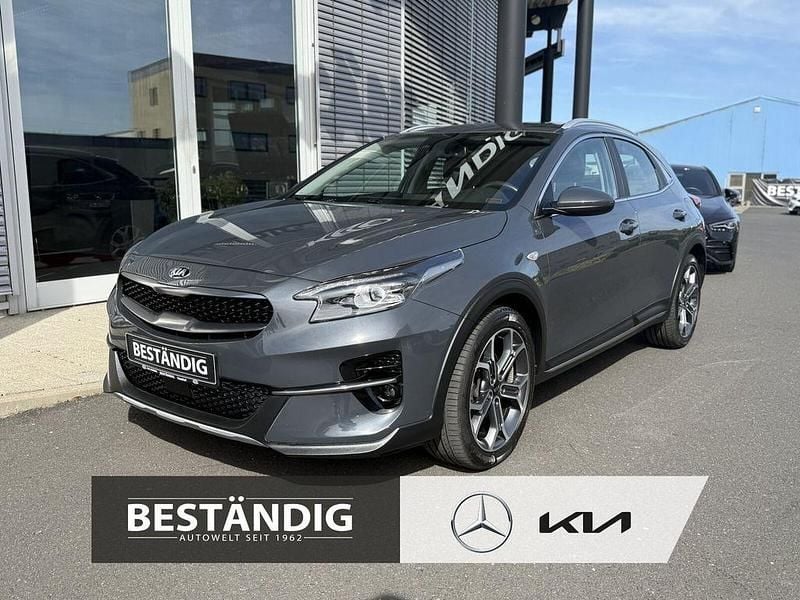 (h8g) pentametal met. Gebraucht 2020 Kia XCeed Vision SUV | 16.990 € (Guter Preis) - Bild 1/4