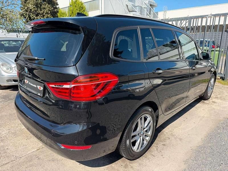 Second-hand BMW 218 150 CP (110 kW) 2016 Negru Monovolum