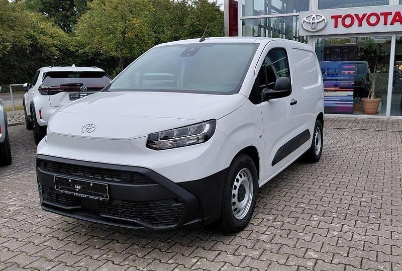 Weiß Neu 2025 Toyota Proace City Van | 24.670 € (Superpreis) - Bild 1/4