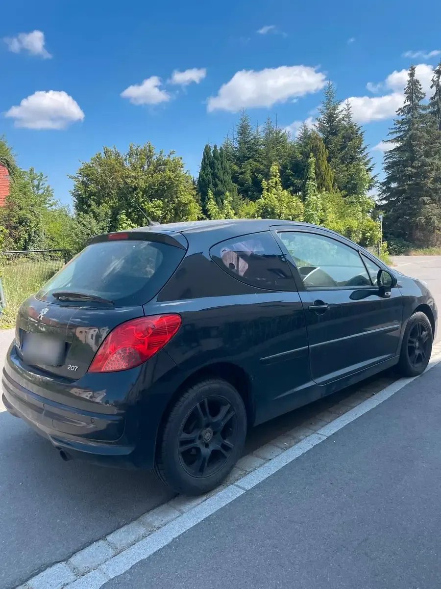 Gebraucht Peugeot 207 121 PS (88 kW) 2008 Schwarz Kleinwagen