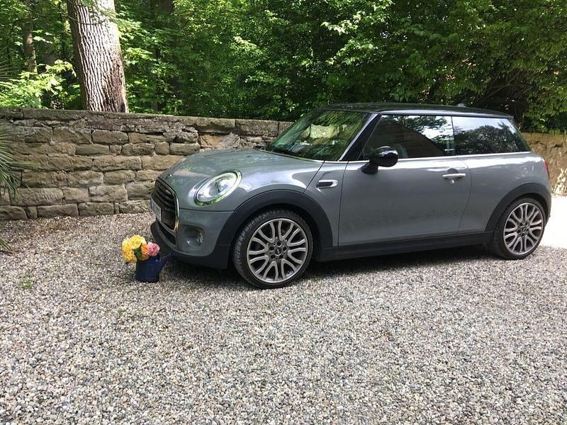 Grau Gebraucht 2016 Mini Cooper Chili Kleinwagen | 10.900 € (Fairer Preis) - Bild 1/4