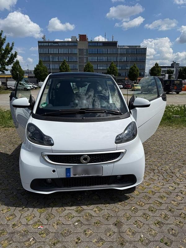 Weiß Gebraucht 2013 Smart ForTwo Coupé Pulse Coupé | 5.000 € (Guter Preis) - Bild 1/4