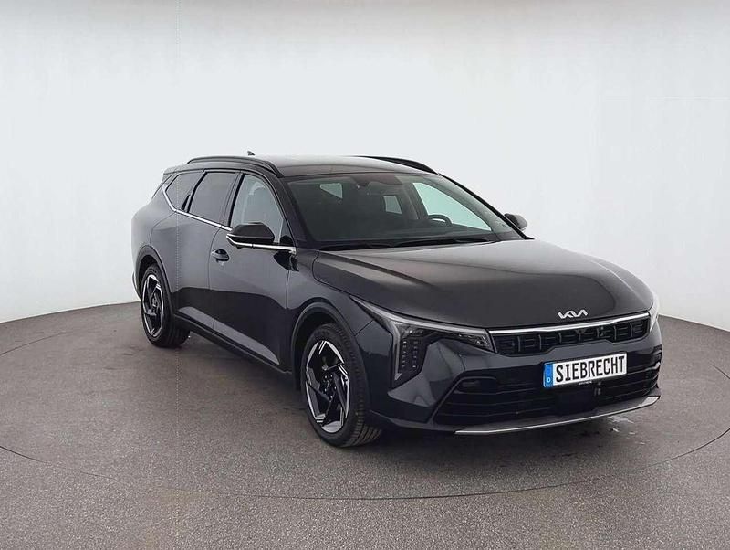 Neu Kia K4 Spirit 150 PS (110 kW) 2026 Grau Kombi