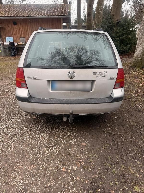 Second-hand VW Golf IV 1999 Argintiu Break