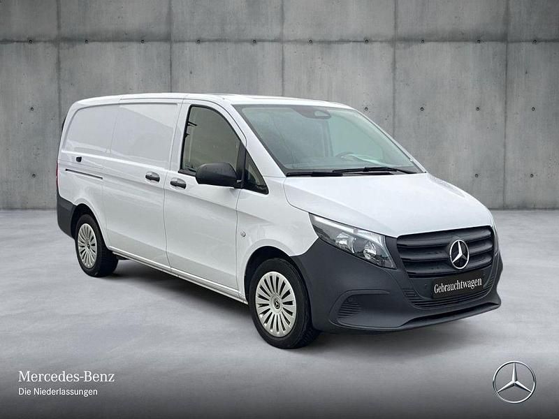 Gebraucht Mercedes Vito 163 PS (119 kW) 2024 Weiß Van