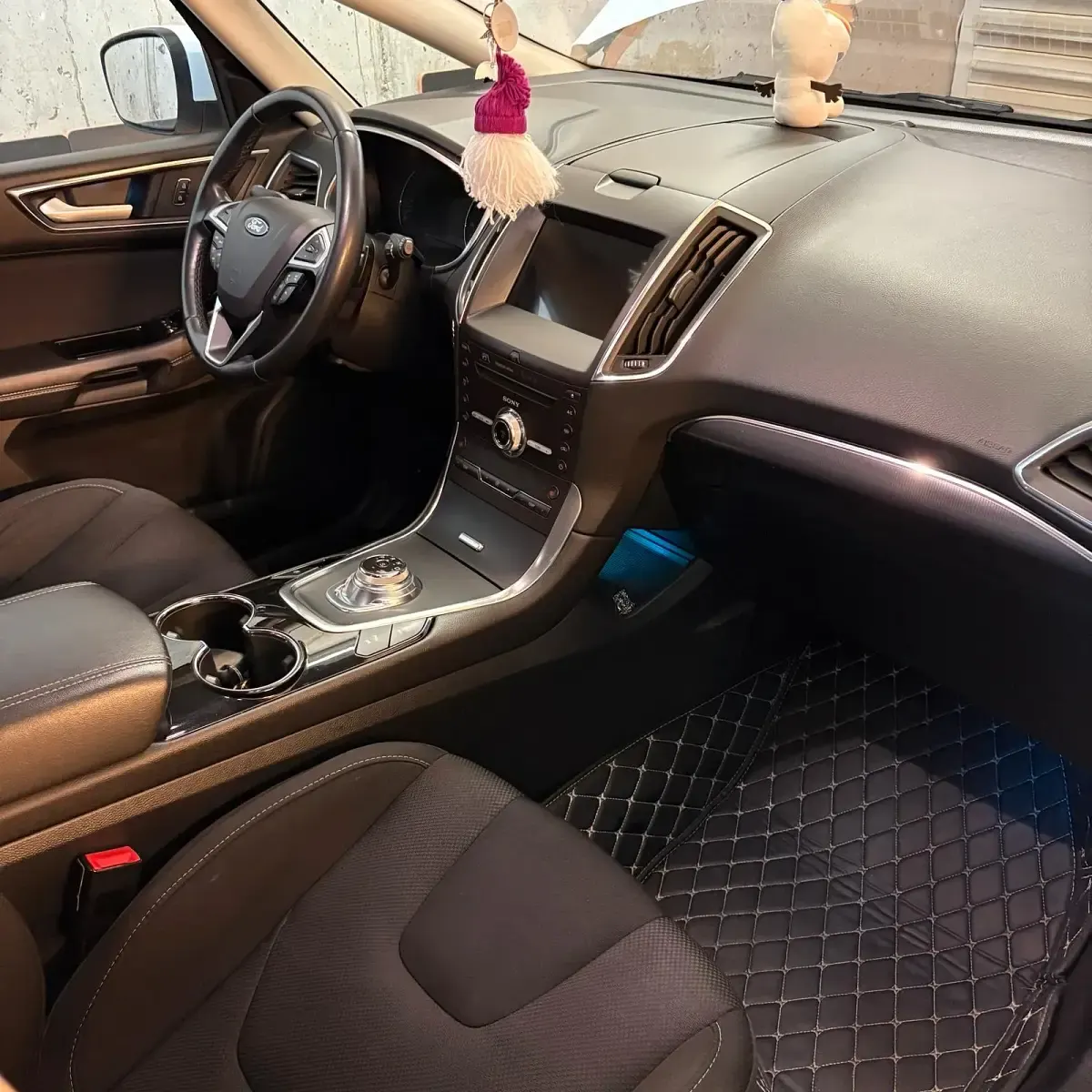 Gebraucht Ford S-MAX Titanium 150 PS (110 kW) 2018 Weiß Van / Kleinbus