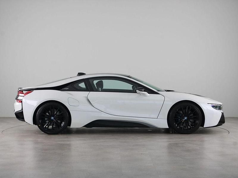 Gebraucht BMW i8 374 PS (275 kW) 2020 Weiß Coupé