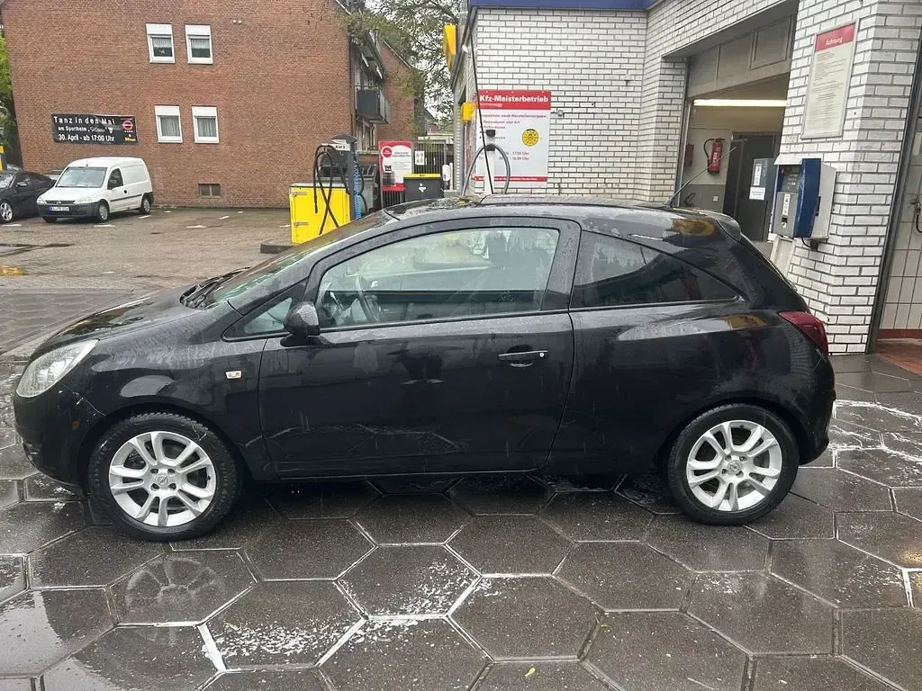 Gebraucht Opel Corsa Sport 80 PS (58 kW) 2008 Schwarz Kleinwagen