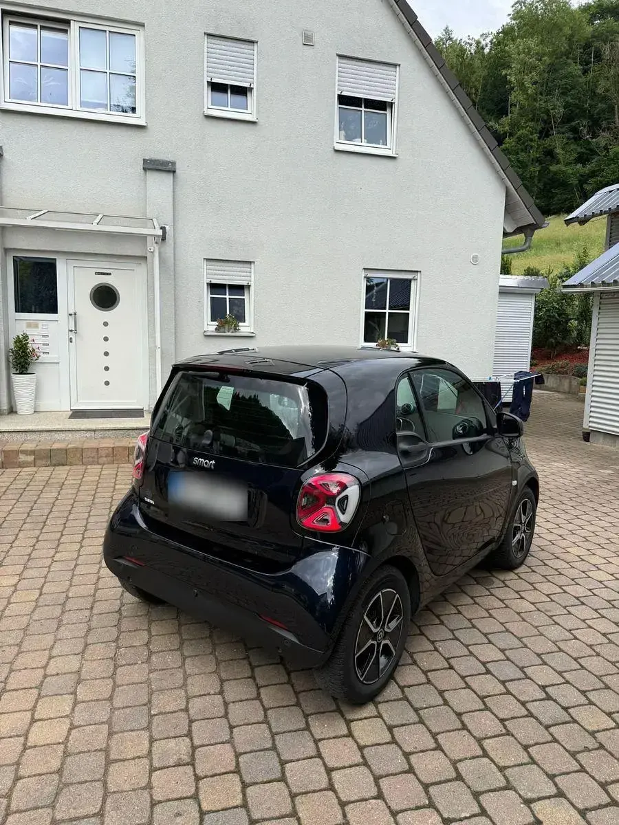 Gebraucht Smart ForTwo Coupé 60 kW (82 PS) 2022 Blau Coupé
