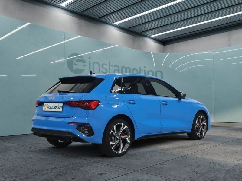 Gebraucht Audi A3 e-tron Sport 245 PS (180 kW) 2022 Blau Kleinwagen