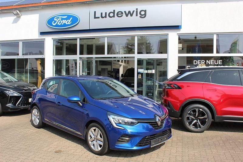 Blau Gebraucht 2021 Renault Clio V Zen Limousine | 12.990 € (Fairer Preis) - Bild 1/4