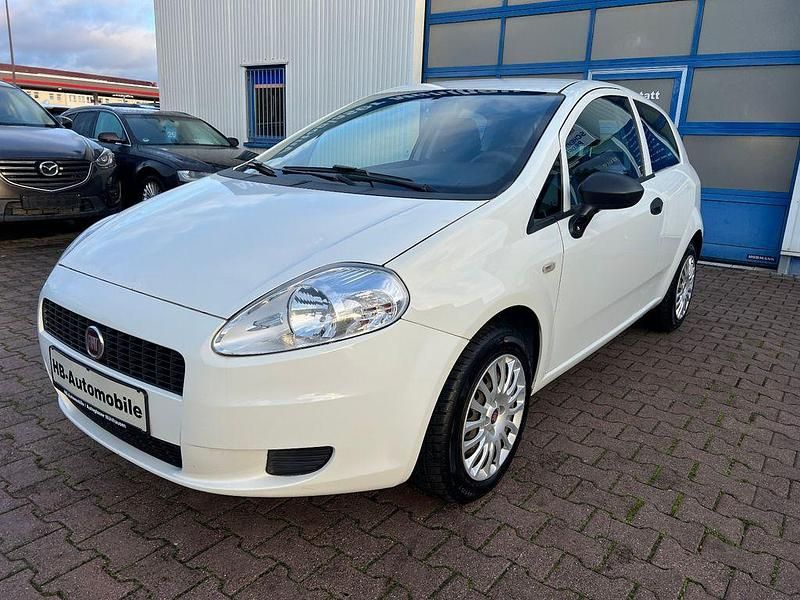 Weiß Gebraucht 2011 Fiat Grande Punto Basis Kleinwagen | 2.500 € (Fairer Preis) - Bild 1/4