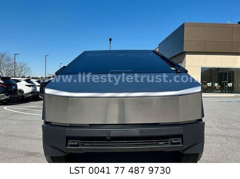 Gebraucht Tesla Cybertruck 450 kW (612 PS) 2025 Grau Pickup